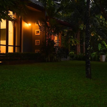 Leel'S Safari Cottage Udawalawe Ngoại thất bức ảnh