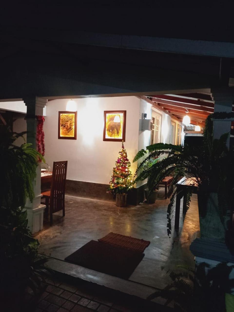 Leel'S Safari Cottage Udawalawe Ngoại thất bức ảnh